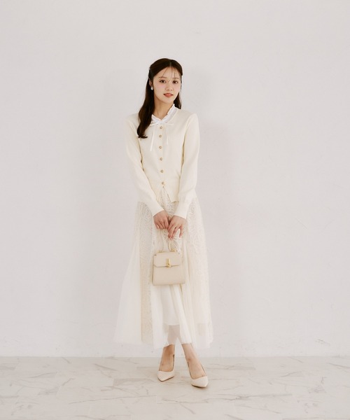 tocco closet(トッコ クローゼット)の「【ZOZO限定】レイヤード風ネックフリル×リボンニットトップス(ニット/セーター・レディース・ネイビー/ブラック/アイボリー/グレー・M)」の5枚目の写真