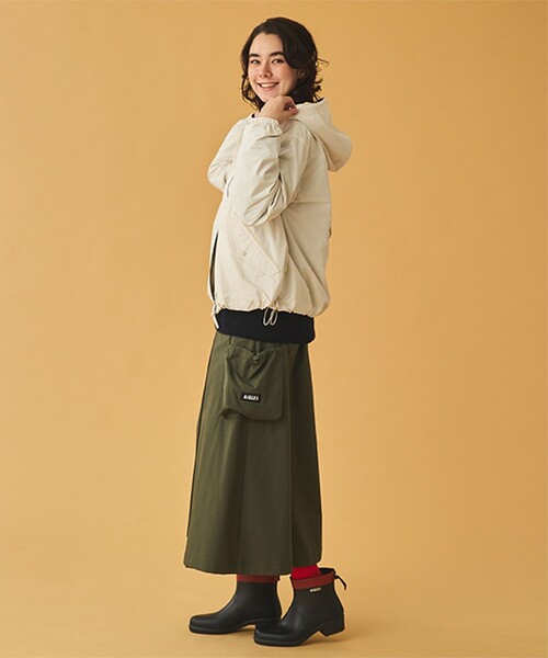 AIGLE(エーグル)の「形状回復 ソロテックス 撥水 UVカットライトウェイトフーデッドジャケット(ブルゾン・レディース・ピンク/セージグリーン/ホワイト/ダークネイビー・40/38/42/36)」の11枚目の写真