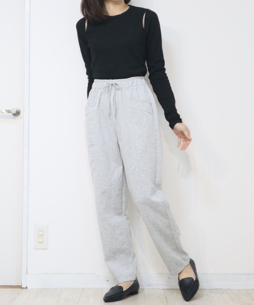 DISKEEN SURE(ディスキーンシュアー)の「今期空前の大ヒット!樽型フォルムが可愛いバレルレッグパンツ!ジャージタッチパンツ(その他パンツ・レディース・ブラック/グレー/チャコール・FREE)」の5枚目の写真