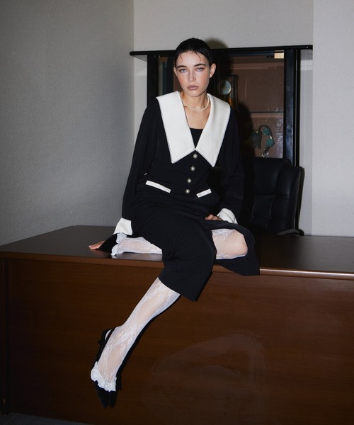 ANDRESD（アンドレスド）の「コントラストカラードレス / CONTRAST COLLAR DRESS（ドレス・レディース・ブラック・S/M/L）」の4枚目の写真