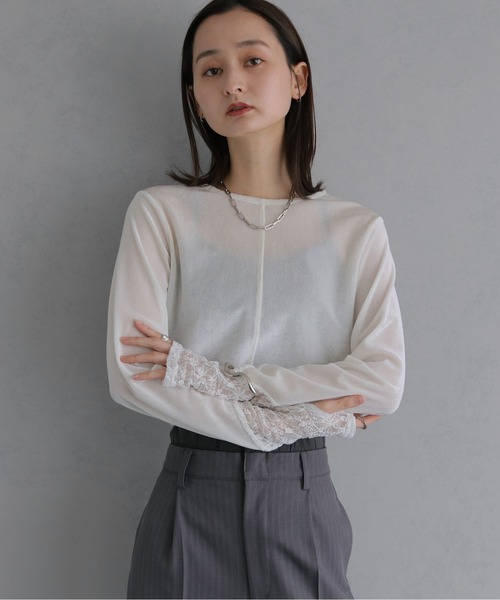 &g'aime(アンジェム)の「【&g'aime 】シアーベロア袖レース切替トップス Sheer Velour Lace Sleeve Top(Tシャツ/カットソー・レディース・オフホワイト/ブラック/ブラウン/グレー・FREE)」の7枚目の写真