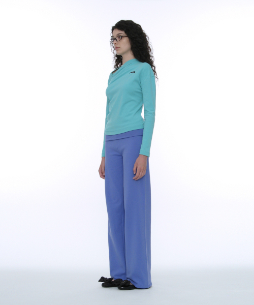 PARTIMENTO WOMEN(パルティメントウィメン)の「PWC ツイストデザインロングTシャツ_エメラルド(Tシャツ/カットソー・レディース・その他・SMALL/MEDIUM/LARGE)」の3枚目の写真