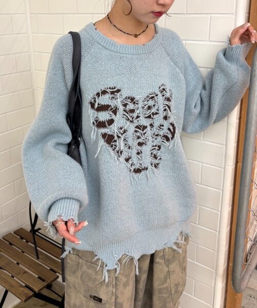 w closet（ダブルクローゼット）の「ダメージニット（ニット/セーター・レディース・ネイビー/レッド/サックスブルー/アイボリー・FREE）」の16枚目の写真