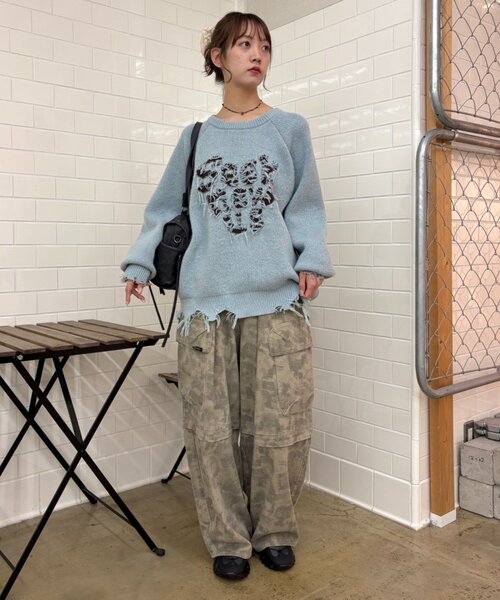 w closet（ダブルクローゼット）の「ダメージニット（ニット/セーター・レディース・ネイビー/レッド/サックスブルー/アイボリー・FREE）」の12枚目の写真