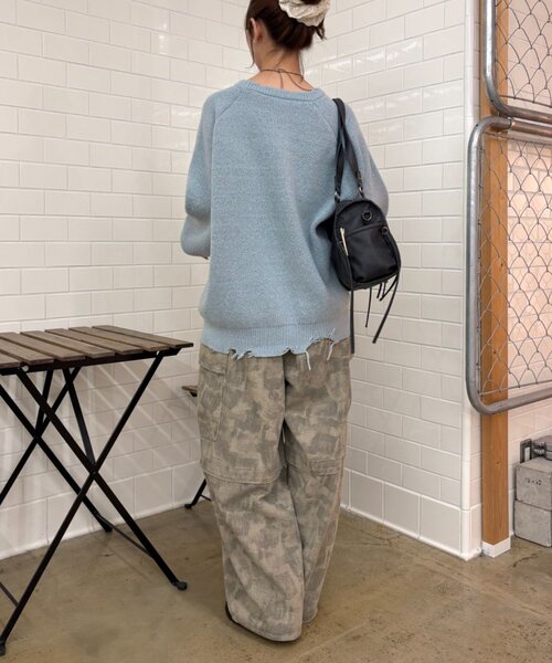 w closet（ダブルクローゼット）の「ダメージニット（ニット/セーター・レディース・ネイビー/レッド/サックスブルー/アイボリー・FREE）」の10枚目の写真