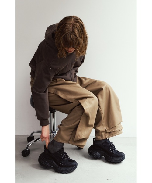 Knuth Marf(クヌースマーフ)の「orbit sneaker(スニーカー・レディース・ブラック・24/23/25)」の4枚目の写真