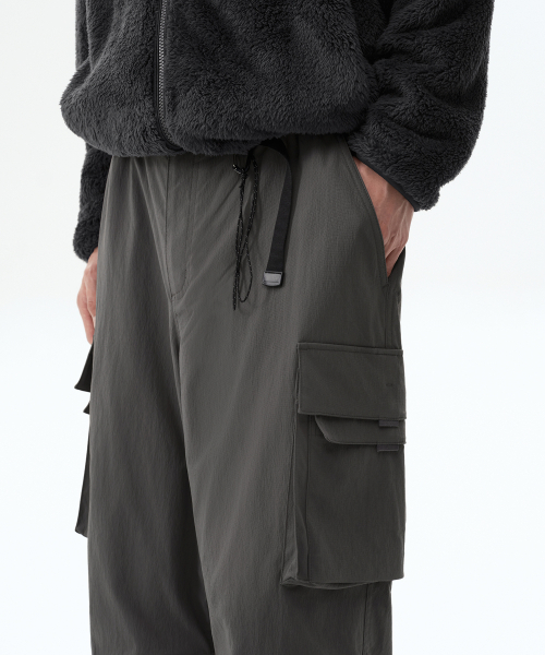 MUSINSA STANDARD（ムシンサスタンダード）の「[シティレジャー] 裏起毛ワイドベルト付きカーゴパンツ [グレー]（その他パンツ・メンズ・その他・29/30/31/32/33/34/36/38/28）」の6枚目の写真