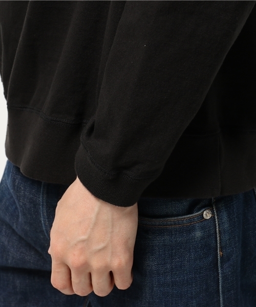 Denime（ドゥニーム）の「【FRUIT OF THE LOOM】プリントクルーネックロンT-JACKSONS-（Tシャツ/カットソー・メンズ・ホワイト/ブラック/グレー・LARGE/MEDIUM）」の7枚目の写真