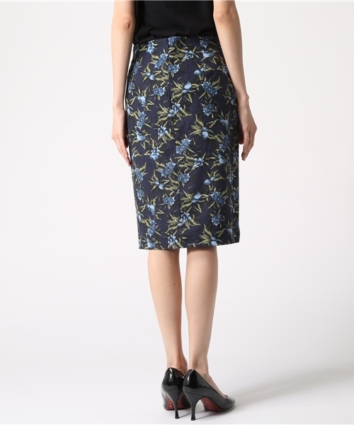 N.（N. Natural Beauty Basic）（エヌエヌナチュラルビューティーベーシック）の「トロピカルフラワープリントスカート（スカート・レディース・ホワイト/ネイビー・MEDIUM/SMALL）」の10枚目の写真