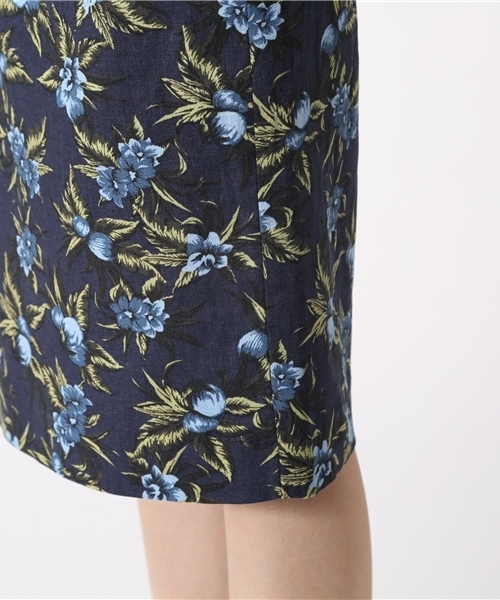 N.（N. Natural Beauty Basic）（エヌエヌナチュラルビューティーベーシック）の「トロピカルフラワープリントスカート（スカート・レディース・ホワイト/ネイビー・MEDIUM/SMALL）」の5枚目の写真