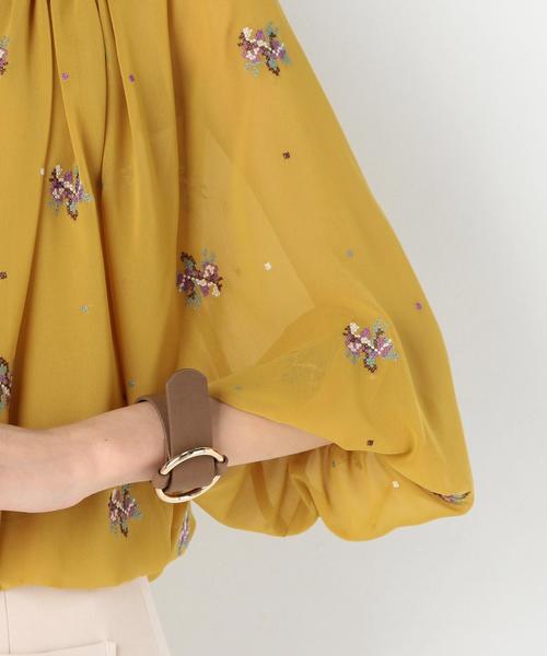 Another Edition（アナザーエディション）の「小花刺繍シフォンギャザーブラウス/AEBFCｺﾊﾞﾅEMBｼﾌｫﾝｷﾞｬｻﾞｰBL◆（シャツ/ブラウス・レディース・ブラウン/マスタード・FREE）」の3枚目の写真