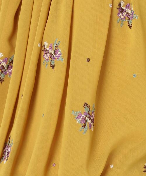 Another Edition（アナザーエディション）の「小花刺繍シフォンギャザーブラウス/AEBFCｺﾊﾞﾅEMBｼﾌｫﾝｷﾞｬｻﾞｰBL◆（シャツ/ブラウス・レディース・ブラウン/マスタード・FREE）」の5枚目の写真