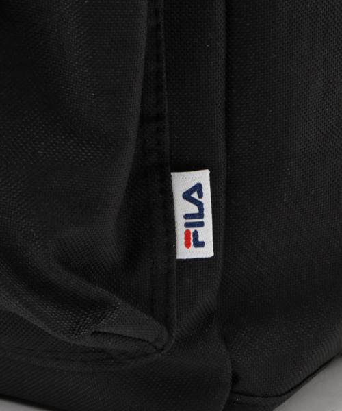 FILA（フィラ）の「【FILA】ロゴテープフラップデイパック（バックパック/リュック・メンズ・ホワイト/ブラック/ネイビー・FREE）」の11枚目の写真