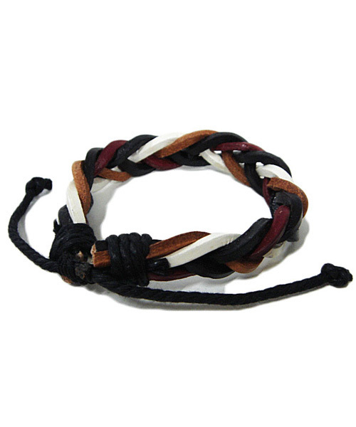 ８(eight)（エイト）の「編み込み レザーブレスレット（ブレスレット・メンズ・キャメル/カラフル/ブラック/ブラウン・FREE）」の4枚目の写真