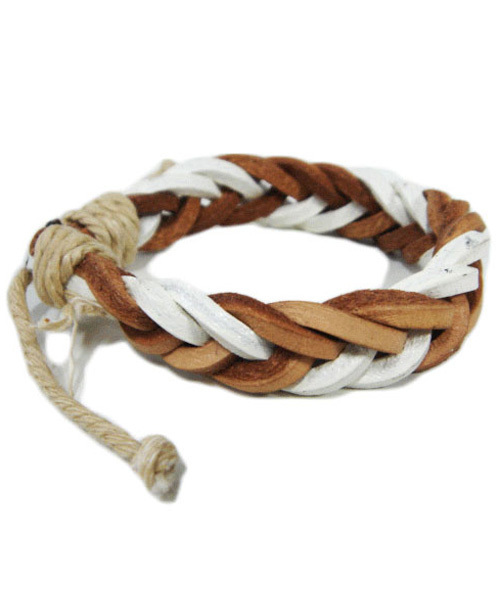 ８(eight)（エイト）の「編み込み レザーブレスレット（ブレスレット・メンズ・キャメル/カラフル/ブラック/ブラウン・FREE）」の8枚目の写真