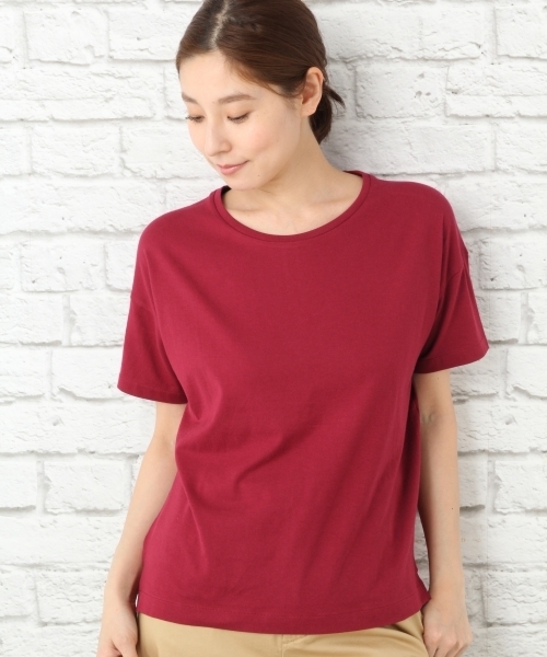LEPSIM(レプシィム)の「アディコットワイドクルーTシャツSS 745853(Tシャツ/カットソー・レディース・オフホワイト/ブラック/レッド・FREE)」の1枚目の写真