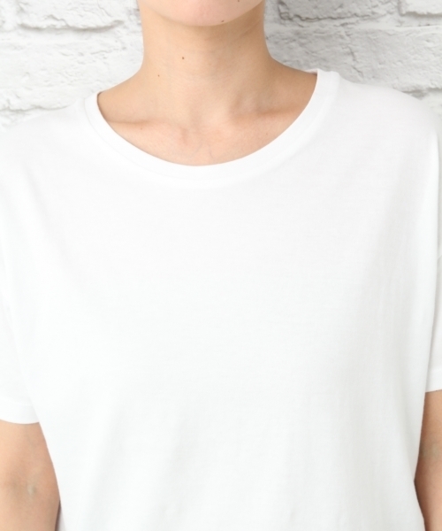 LEPSIM(レプシィム)の「アディコットワイドクルーTシャツSS 745853(Tシャツ/カットソー・レディース・オフホワイト/ブラック/レッド・FREE)」の8枚目の写真