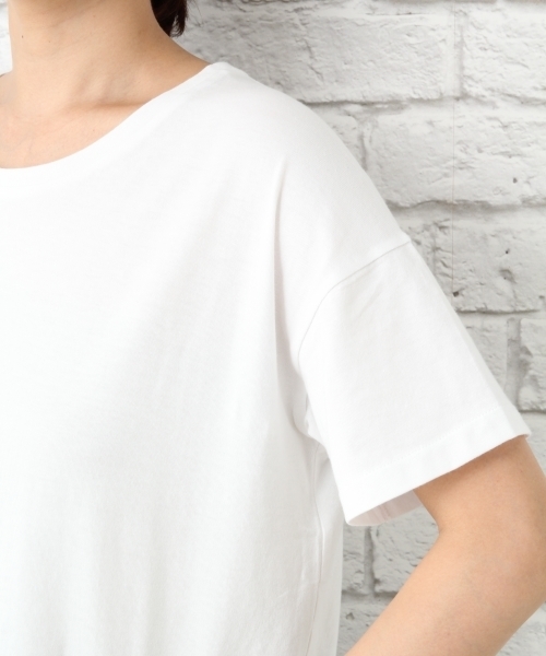LEPSIM(レプシィム)の「アディコットワイドクルーTシャツSS 745853(Tシャツ/カットソー・レディース・オフホワイト/ブラック/レッド・FREE)」の9枚目の写真
