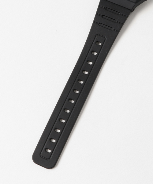 CASIO(カシオ)の「CASIO カシオ / スタンダード デジタルウォッチ スポーツウォッチ 日常生活用防水 クォーツ /// Fシリーズ(デジタル腕時計・メンズ・ブラック×グリーン/ブラック×ブルー/ブラック系その他・FREE)」の6枚目の写真