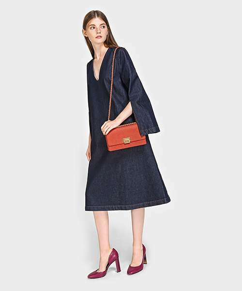 CHARLES & KEITH(チャールズ & キース)の「プッシュロックショルダーバッグ / PUSH-LOCK SHOULDER BAG(ショルダーバッグ・レディース・ブラック/ホワイト系その他/クリアレッド・M)」の18枚目の写真