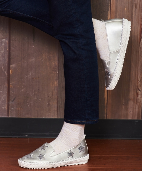 neue marche(ノイエマルシェ)の「スターモチーフスリッポンシューズ/829K(スリッポン・レディース・シルバー/ホワイト/ゴールド/ネイビー/イエロー・23.5cm/23cm/24.5cm/24cm/22.5cm)」の4枚目の写真