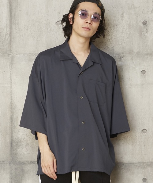 MEMENTISM(メメントイズム)の「ルーズビッグシルエットベーシックオープンカラーシャツ ユニセックス(シャツ/ブラウス・メンズ・ブラック/ネイビー/ピンク/ラベンダー/ワイン/チャコール/ベージュ/グレー/グリーン/グリーン系/パープル系/ベージュ系/ピンク系/ブラック系/ブラウン系/ダークグリーン系/グレー系/ライトグリーン系/ネイビー系・FREE)」の5枚目の写真