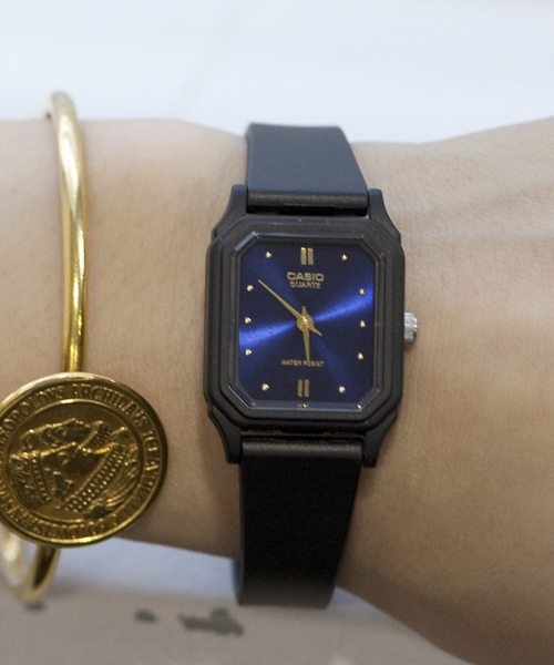 NANO universe(ナノユニバース)の「CASIO アナログスクエアウォッチ -S(アナログ腕時計・レディース・ブラック/ネイビー/シルバー/ゴールド・FREE)」の3枚目の写真