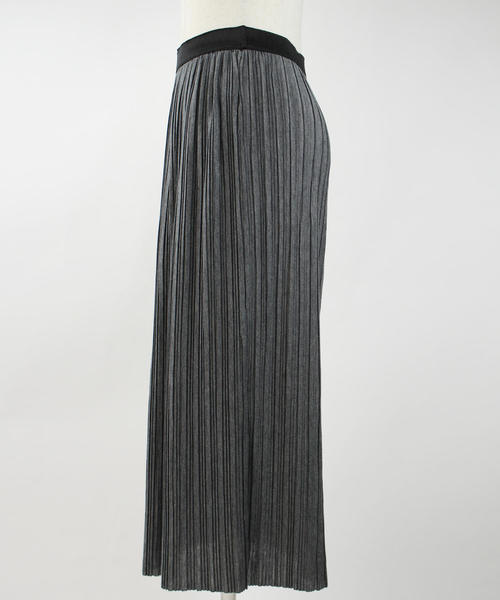 reca（レカ）の「レイヤードスタイルにも◇ウエストゴムプリーツスカート（スカート・レディース・ブラック/ダークグレー/ネイビー・FREE）」の10枚目の写真