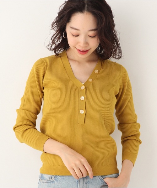 A part by（アパートバイ）の「14GCAceリブヘンリー 825163（ニット/セーター・レディース・ホワイト/ブラック/カーキ/イエロー/ブルー・MEDIUM/LARGE）」の5枚目の写真