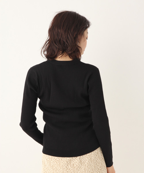 A part by（アパートバイ）の「14GCAceリブヘンリー 825163（ニット/セーター・レディース・ホワイト/ブラック/カーキ/イエロー/ブルー・MEDIUM/LARGE）」の8枚目の写真