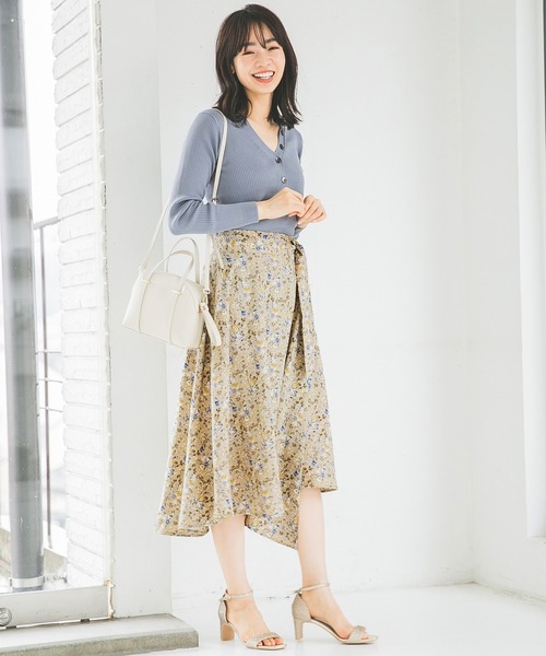 A part by（アパートバイ）の「14GCAceリブヘンリー 825163（ニット/セーター・レディース・ホワイト/ブラック/カーキ/イエロー/ブルー・MEDIUM/LARGE）」の16枚目の写真