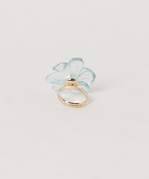 【新品】送料込み　フラワーリング(ブルー×ホワイト) F&D : アクリルフラワーリング（リング）｜Fun & Daily（ファン