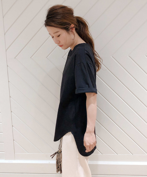 DouDou(ドゥドゥ)の「綿シルクビッグTシャツ(Tシャツ/カットソー・レディース・オフホワイト/ベージュ/ピンク/カーキ/ブラック・FREE)」の1枚目の写真