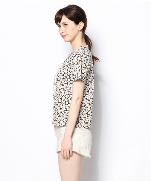 Ray BEAMS（レイビームス）の「Ray BEAMS / "84"ナンバー フラワープリントT（Tシャツ/カットソー・レディース・サックスブルー/ネイビー・ONE SIZE）」の6枚目の写真