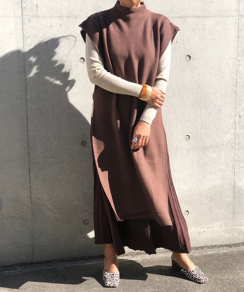 PARKS TOKYO SELECT（パークストウキョウセレクト）の「ｻｲﾄﾞｽﾘｯﾄﾛﾝｸﾞﾆｯﾄ（ニット/セーター・レディース・ブラック/ベージュ/ブラウン・FREE）」の18枚目の写真