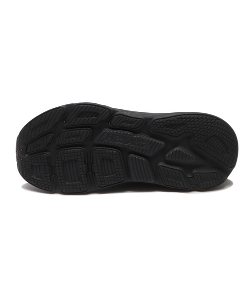 HOKA（ホカ）の「BONDI 7 1110518（スニーカー・メンズ・ブラック×ブラック・25.5cm/26.5cm/27.5cm/28.5cm/30.0cm/25.0cm/26.0cm/27.0cm/28.0cm/29.0cm）」の2枚目の写真