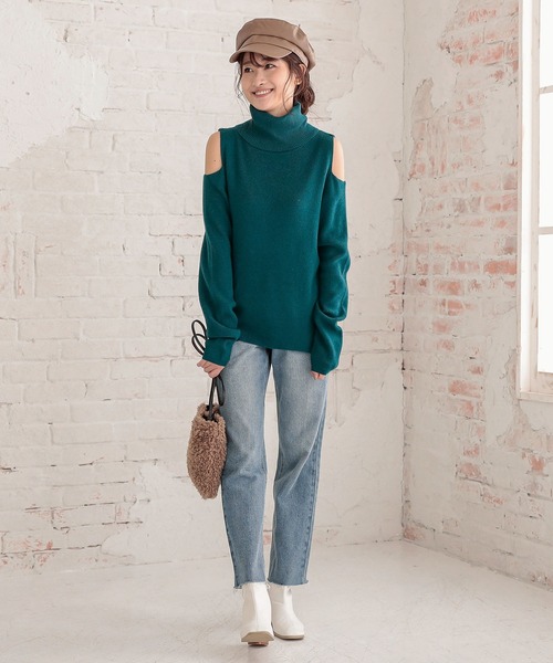 KOBE LETTUCE（コウベレタス）の「タートルネックネックショルダーカットニットトップス（ニット/セーター・レディース・ブラック/グレー系その他/グリーン系その他・FREE）」の6枚目の写真