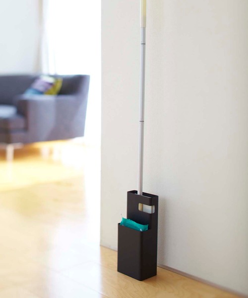 JACK & MARIE(ジャックアンドマリー)の「DUO フローリングワイパースタンド (デュオ )(掃除グッズ・メンズ・ブラック/ホワイト・ONE SIZE)」の1枚目の写真