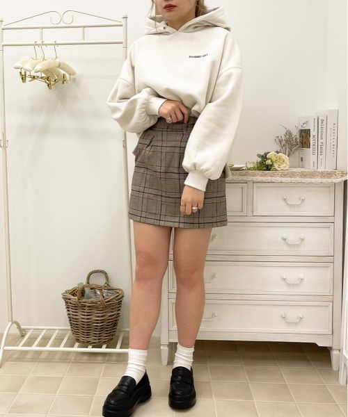 apres jour（アプレジュール）の「アソートフーディー【ZOZOTOWN限定アイテム】（パーカー・レディース・アイボリー/ホワイト系その他/ブラック/クリーム/ダークブルー/ミント/ブラック系その他/ダークブラウン/ラベンダー/スモークピンク・フリー/X-LARGE）」の18枚目の写真