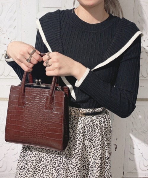 WEGO（ウィゴー）の「WEGO/ショルダーフリルニット（ニット/セーター・レディース・ブラック/アイボリー・FREE）」の2枚目の写真