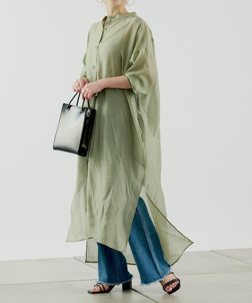 COLONY 2139（コロニートゥーワンスリーナイン）の「再生ポリバンドカラーシアーシャツワンピース（シャツワンピース・レディース・ベージュ/オフホワイト/ブラック/カーキ・MEDIUM/LARGE）」の4枚目の写真