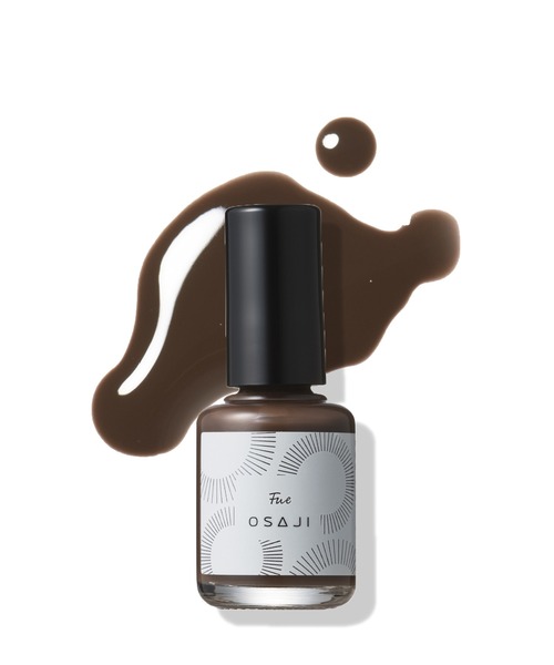 OSAJI（オサジ）の「オサジ アップリフト ネイルカラー（マニキュア/ジェルネイル・レディース・01 Kitto〈きっと〉/02 Ajisai〈紫陽花〉/03 Uragawa〈裏側〉/04 Shinden〈神殿〉/05 Shuppatsu〈出発〉/07 Keiji〈啓示〉/08 Jikuu〈時空〉/09 Hakuchuumu〈白昼夢〉/11 Drape〈ドレープ〉/12 Sorekara〈それから〉/13 Yorimichi〈寄り道〉/14 Aikagi〈合鍵〉/15 Doukutsu〈洞窟〉/16 Eri〈襟〉/17 Yokogao〈横顔〉/19 Daen 〈楕円〉/18 Buntsuu〈文通〉/20 Drop 〈ドロップ〉/23 Izumi 〈泉〉/24 Rojiura 〈路地裏〉/22 Mon 〈門〉/26 Mitsu 〈蜜〉/25 Sunahama 〈砂浜〉/21 Juuniji 〈12時〉/27 Menou 〈めのう〉/28 Pandora 〈パンドラ〉/29 Tora 〈虎〉/30 Nikkichou 〈日記帳〉/31 Straw 〈ストロー〉/38 Pegasus〈ペガサス〉/34 Fue〈笛〉/33 Sunaarashi〈砂嵐〉/35 Tsubasa〈翼〉/36 Wakaremichi〈わかれ道〉/37 Ibara〈いばら〉/41 Kiririto〈きりりと〉/42 Machiawase〈待ち合わせ〉/39 Sode〈袖〉/40 Kiminonamae〈君の名前〉/43 Yobigoe〈呼び声〉/44 Itsumademo〈いつまでも〉/45 Hyouka〈氷菓〉/46 Hoshimeguri〈星めぐり〉・FREE）」の8枚目の写真