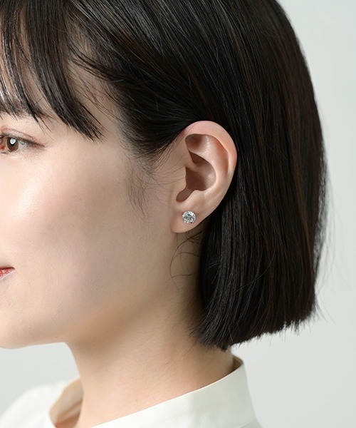 Fun & Daily（ファンアンドデイリー）の「F&D : クリスタルカラーピアス（ピアス（両耳用）・レディース・ブラック/ベージュ/レッド/ピンク/ブルー/グリーン/クリア/グリーン系その他/ブルー系その他・FREE）」の9枚目の写真