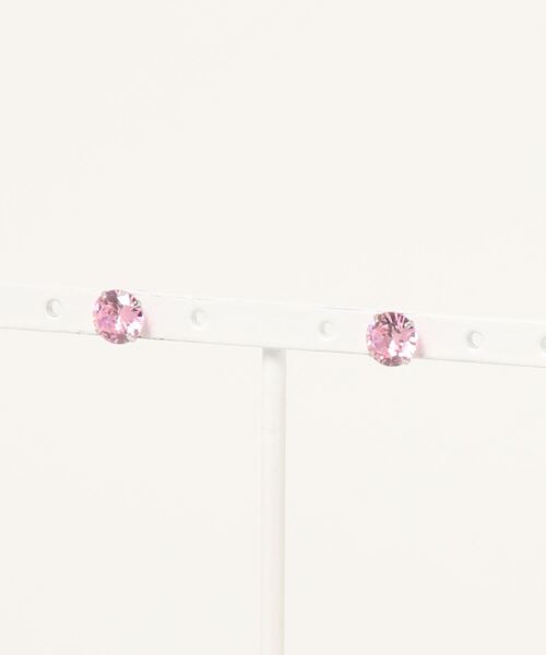 Fun & Daily（ファンアンドデイリー）の「F&D : クリスタルカラーピアス（ピアス（両耳用）・レディース・ブラック/ベージュ/レッド/ピンク/ブルー/グリーン/クリア/グリーン系その他/ブルー系その他・FREE）」の20枚目の写真