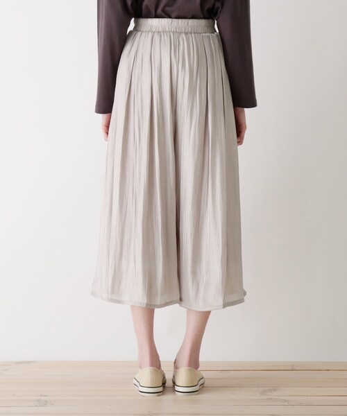 Cutie Blonde（キューティーブロンド）の「◆累計34万本！【S-L/すそくるっ】シャイニーサテンスカンツ（その他パンツ・レディース・ナチュラル/マスタード/ダークネイビー・01/02/03）」の6枚目の写真