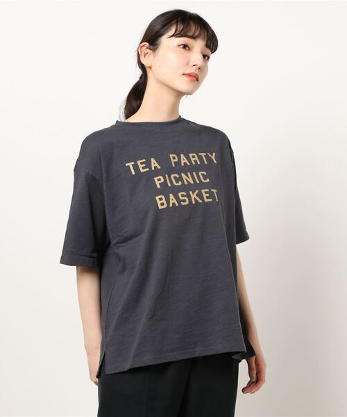 Samansa Mos2（サマンサ モスモス）の「ロゴプリントTee（Tシャツ/カットソー・レディース・ベージュ/オフホワイト/チャコール・ﾌﾘ-）」の2枚目の写真