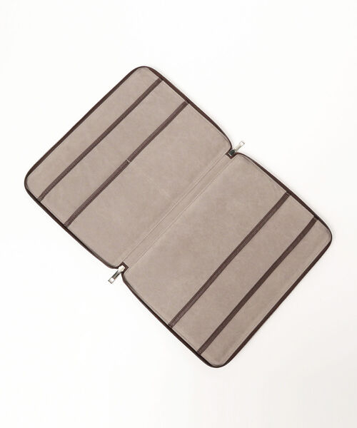 BEAMS LIGHTS（ビームスライツ）の「BEAMS LIGHTS / マイクロファイバー 13inch PCケース（クラッチバッグ・メンズ・ブラック/ブラウン・ONE SIZE）」の11枚目の写真