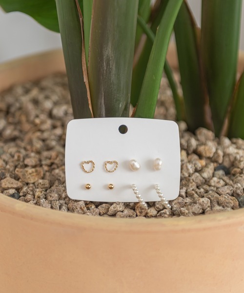 UNE MANSION（ユヌマンション）の「デイリーハート真珠ピアスセット（ピアス（両耳用）・レディース・シルバー/ゴールド・ONE SIZE）」の14枚目の写真