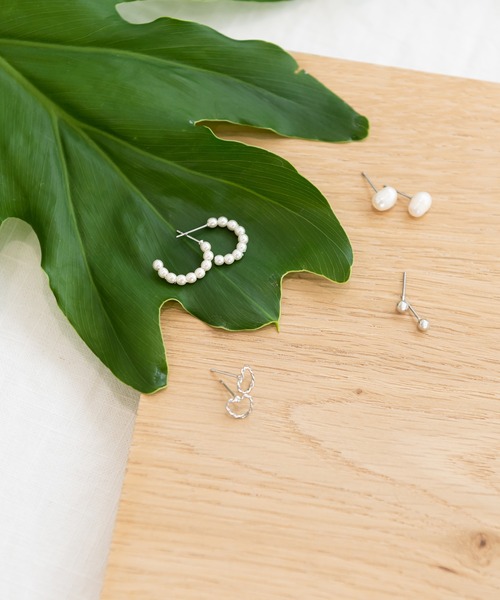 UNE MANSION（ユヌマンション）の「デイリーハート真珠ピアスセット（ピアス（両耳用）・レディース・シルバー/ゴールド・ONE SIZE）」の15枚目の写真