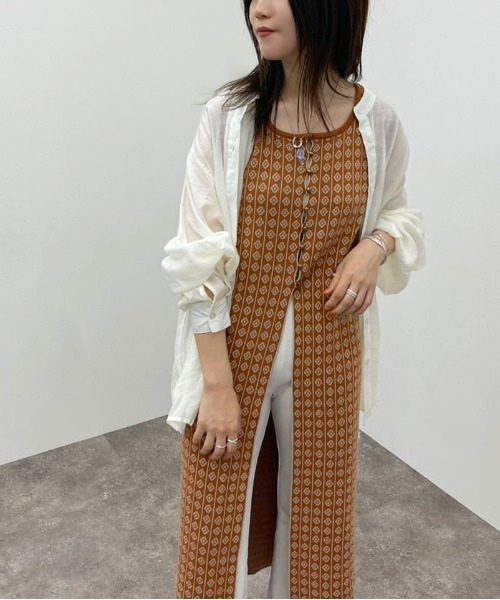 apres jour mignon（アプレジュールミニョン）の「ジャガードニットジレ 【ZOZOTOWN限定アイテム】（その他トップス・レディース・アイボリー/ブラック/オレンジ・X-LARGE/フリー）」の11枚目の写真